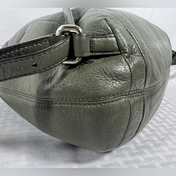 4019: Coach Olive Green Pebbled Leather Drawstring Backpack - Picture 7 of 13